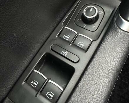 Чорний Фольксваген Пассат, об'ємом двигуна 1.6 л та пробігом 245 тис. км за 11999 $, фото 27 на Automoto.ua