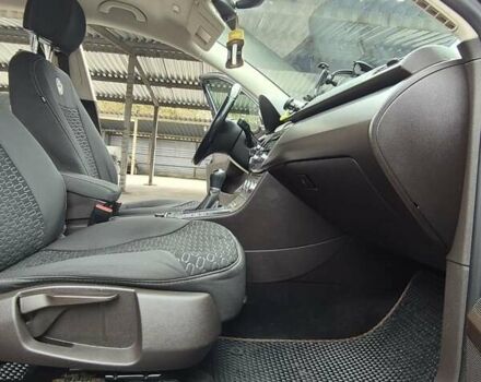 Черный Фольксваген Пассат, объемом двигателя 1.97 л и пробегом 302 тыс. км за 11599 $, фото 13 на Automoto.ua