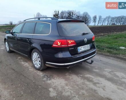Черный Фольксваген Пассат, объемом двигателя 1.6 л и пробегом 190 тыс. км за 9800 $, фото 3 на Automoto.ua