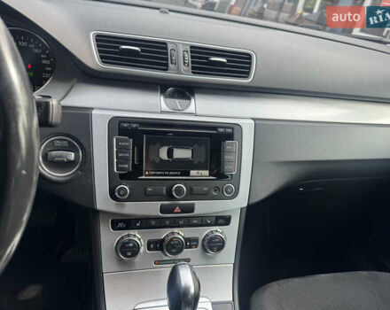 Чорний Фольксваген Пассат, об'ємом двигуна 1.97 л та пробігом 378 тис. км за 11700 $, фото 17 на Automoto.ua