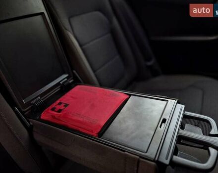 Черный Фольксваген Пассат, объемом двигателя 1.6 л и пробегом 195 тыс. км за 9700 $, фото 65 на Automoto.ua