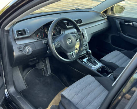 Черный Фольксваген Пассат, объемом двигателя 1.97 л и пробегом 290 тыс. км за 11300 $, фото 4 на Automoto.ua