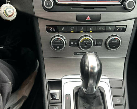 Черный Фольксваген Пассат, объемом двигателя 1.4 л и пробегом 137 тыс. км за 9000 $, фото 17 на Automoto.ua