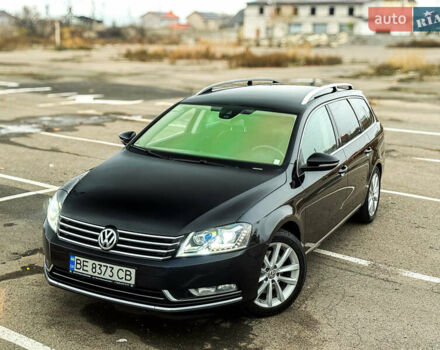 Черный Фольксваген Пассат, объемом двигателя 1.97 л и пробегом 276 тыс. км за 12000 $, фото 14 на Automoto.ua