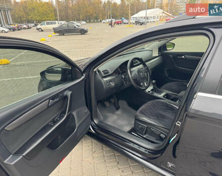 Черный Фольксваген Пассат, объемом двигателя 1.97 л и пробегом 200 тыс. км за 11600 $, фото 5 на Automoto.ua