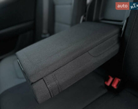 Черный Фольксваген Пассат, объемом двигателя 1.6 л и пробегом 213 тыс. км за 11900 $, фото 83 на Automoto.ua