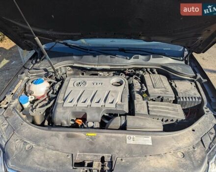 Чорний Фольксваген Пассат, об'ємом двигуна 1.97 л та пробігом 258 тис. км за 13000 $, фото 18 на Automoto.ua