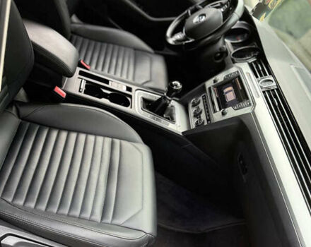 Чорний Фольксваген Пассат, об'ємом двигуна 1.97 л та пробігом 290 тис. км за 12500 $, фото 7 на Automoto.ua