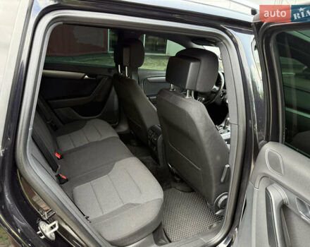 Чорний Фольксваген Пассат, об'ємом двигуна 2 л та пробігом 365 тис. км за 10999 $, фото 18 на Automoto.ua