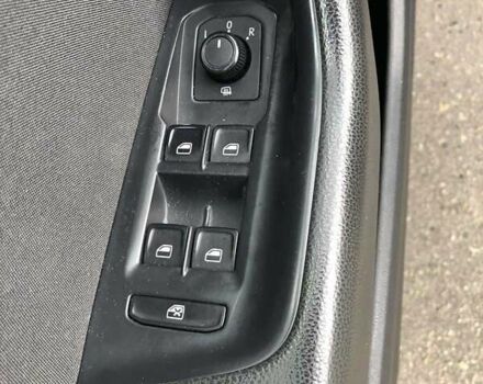 Черный Фольксваген Пассат, объемом двигателя 1.6 л и пробегом 235 тыс. км за 14800 $, фото 17 на Automoto.ua