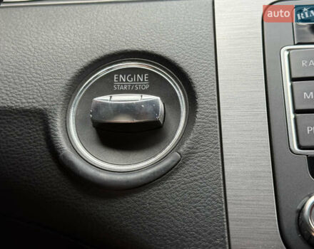 Чорний Фольксваген Пассат, об'ємом двигуна 2 л та пробігом 365 тис. км за 10999 $, фото 29 на Automoto.ua