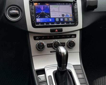 Чорний Фольксваген Пассат, об'ємом двигуна 2 л та пробігом 251 тис. км за 11699 $, фото 20 на Automoto.ua