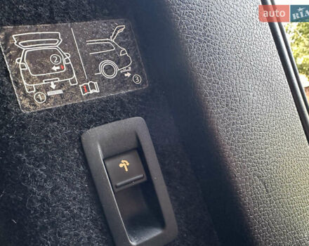 Чорний Фольксваген Пассат, об'ємом двигуна 2 л та пробігом 212 тис. км за 13850 $, фото 33 на Automoto.ua