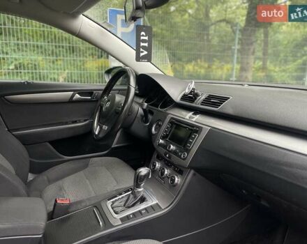 Черный Фольксваген Пассат, объемом двигателя 2 л и пробегом 280 тыс. км за 15596 $, фото 6 на Automoto.ua