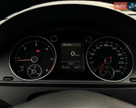 Чорний Фольксваген Пассат, об'ємом двигуна 2 л та пробігом 193 тис. км за 13500 $, фото 44 на Automoto.ua