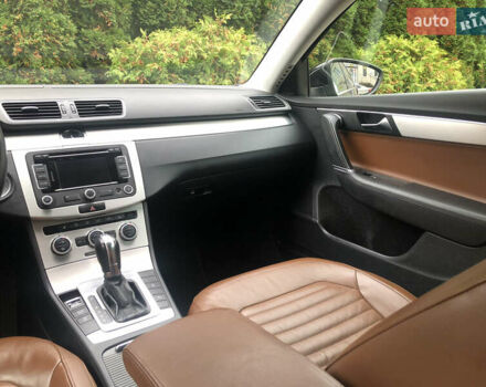 Чорний Фольксваген Пассат, об'ємом двигуна 2 л та пробігом 223 тис. км за 13990 $, фото 89 на Automoto.ua