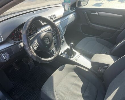 Чорний Фольксваген Пассат, об'ємом двигуна 1.6 л та пробігом 236 тис. км за 10700 $, фото 6 на Automoto.ua