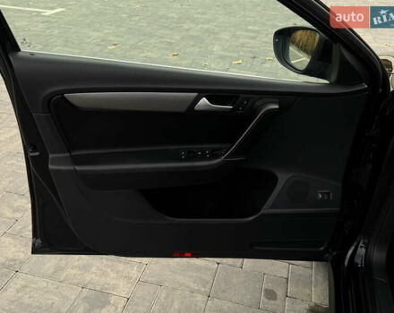 Чорний Фольксваген Пассат, об'ємом двигуна 2 л та пробігом 193 тис. км за 13500 $, фото 16 на Automoto.ua