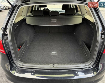 Чорний Фольксваген Пассат, об'ємом двигуна 2 л та пробігом 251 тис. км за 11699 $, фото 18 на Automoto.ua