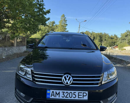 Черный Фольксваген Пассат, объемом двигателя 2 л и пробегом 315 тыс. км за 12400 $, фото 1 на Automoto.ua