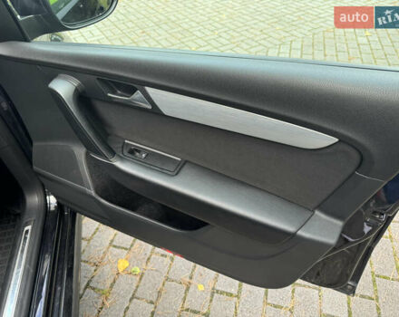 Черный Фольксваген Пассат, объемом двигателя 2 л и пробегом 235 тыс. км за 12300 $, фото 41 на Automoto.ua