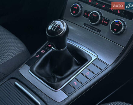 Чорний Фольксваген Пассат, об'ємом двигуна 1.97 л та пробігом 278 тис. км за 11300 $, фото 22 на Automoto.ua