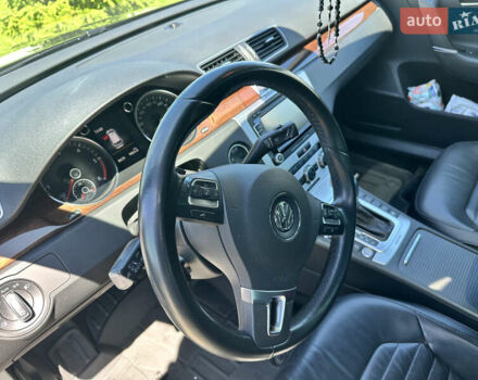 Чорний Фольксваген Пассат, об'ємом двигуна 2 л та пробігом 193 тис. км за 15299 $, фото 12 на Automoto.ua