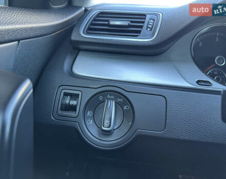 Чорний Фольксваген Пассат, об'ємом двигуна 2 л та пробігом 212 тис. км за 13850 $, фото 26 на Automoto.ua