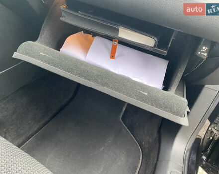 Черный Фольксваген Пассат, объемом двигателя 2 л и пробегом 232 тыс. км за 11500 $, фото 78 на Automoto.ua