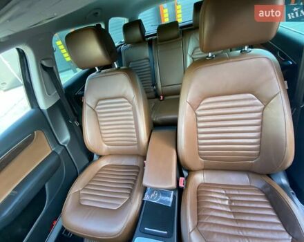 Черный Фольксваген Пассат, объемом двигателя 2 л и пробегом 275 тыс. км за 13599 $, фото 14 на Automoto.ua