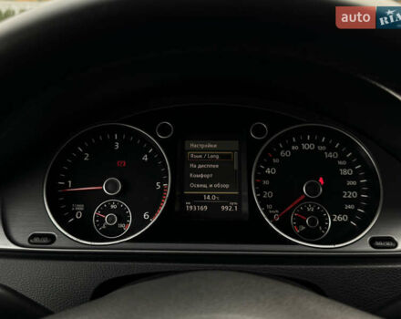 Чорний Фольксваген Пассат, об'ємом двигуна 2 л та пробігом 193 тис. км за 13500 $, фото 49 на Automoto.ua