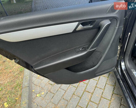 Черный Фольксваген Пассат, объемом двигателя 2 л и пробегом 235 тыс. км за 12300 $, фото 38 на Automoto.ua