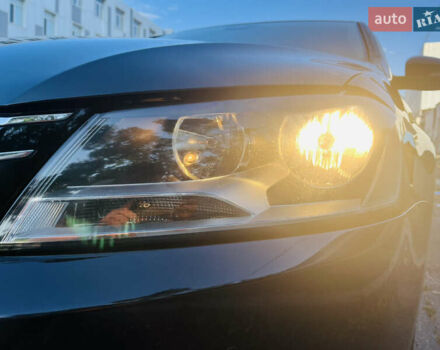 Чорний Фольксваген Пассат, об'ємом двигуна 2 л та пробігом 280 тис. км за 12700 $, фото 9 на Automoto.ua