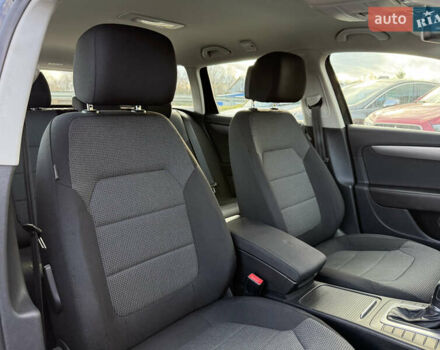 Черный Фольксваген Пассат, объемом двигателя 1.6 л и пробегом 230 тыс. км за 11500 $, фото 28 на Automoto.ua