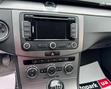 Черный Фольксваген Пассат, объемом двигателя 2 л и пробегом 226 тыс. км за 10490 $, фото 25 на Automoto.ua