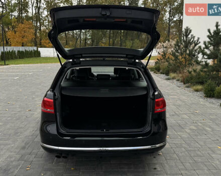 Чорний Фольксваген Пассат, об'ємом двигуна 2 л та пробігом 193 тис. км за 13500 $, фото 23 на Automoto.ua