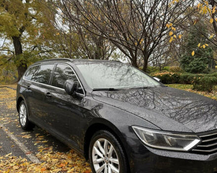 Чорний Фольксваген Пассат, об'ємом двигуна 1.97 л та пробігом 290 тис. км за 12500 $, фото 3 на Automoto.ua