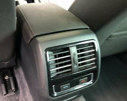 Черный Фольксваген Пассат, объемом двигателя 1.6 л и пробегом 235 тыс. км за 14800 $, фото 19 на Automoto.ua