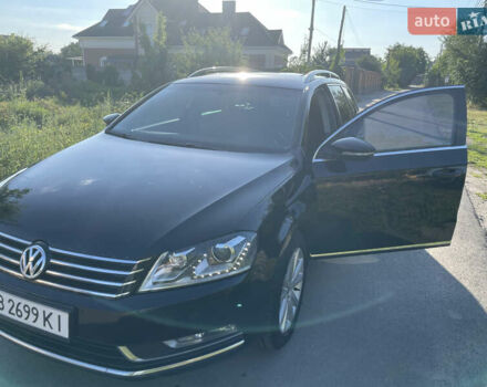 Черный Фольксваген Пассат, объемом двигателя 1.97 л и пробегом 282 тыс. км за 11200 $, фото 1 на Automoto.ua