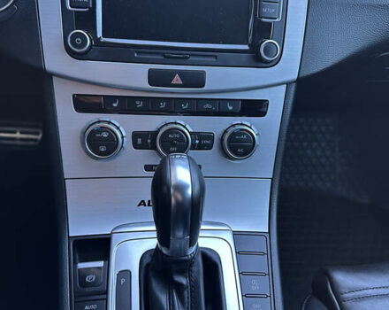 Чорний Фольксваген Пассат, об'ємом двигуна 2 л та пробігом 212 тис. км за 13850 $, фото 20 на Automoto.ua