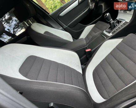 Черный Фольксваген Пассат, объемом двигателя 2 л и пробегом 235 тыс. км за 12300 $, фото 49 на Automoto.ua