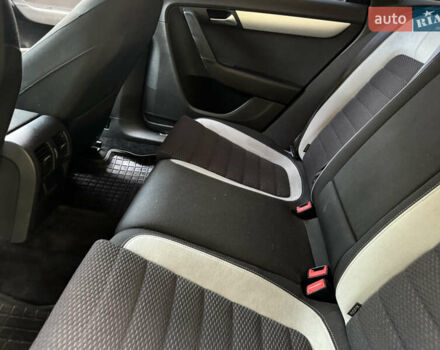 Черный Фольксваген Пассат, объемом двигателя 2 л и пробегом 235 тыс. км за 12300 $, фото 39 на Automoto.ua