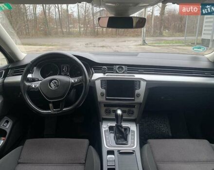 Чорний Фольксваген Пассат, об'ємом двигуна 2 л та пробігом 175 тис. км за 14950 $, фото 16 на Automoto.ua