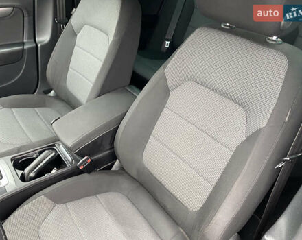 Черный Фольксваген Пассат, объемом двигателя 2 л и пробегом 232 тыс. км за 11500 $, фото 63 на Automoto.ua