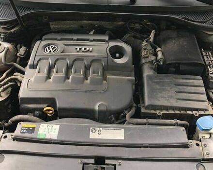 Черный Фольксваген Пассат, объемом двигателя 1.6 л и пробегом 235 тыс. км за 14800 $, фото 12 на Automoto.ua