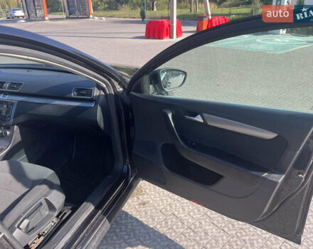 Черный Фольксваген Пассат, объемом двигателя 1.6 л и пробегом 236 тыс. км за 11700 $, фото 26 на Automoto.ua