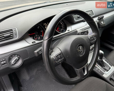 Чорний Фольксваген Пассат, об'ємом двигуна 2 л та пробігом 251 тис. км за 11699 $, фото 11 на Automoto.ua