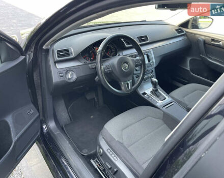 Черный Фольксваген Пассат, объемом двигателя 1.4 л и пробегом 260 тыс. км за 10900 $, фото 22 на Automoto.ua