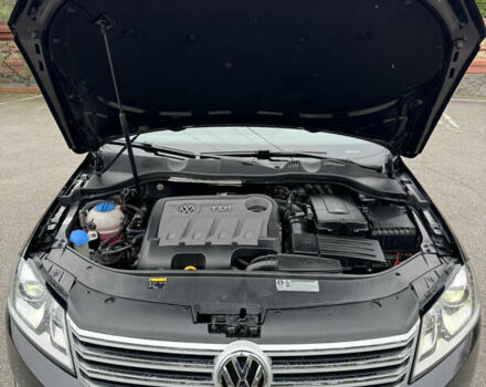 Черный Фольксваген Пассат, объемом двигателя 2 л и пробегом 202 тыс. км за 11800 $, фото 11 на Automoto.ua