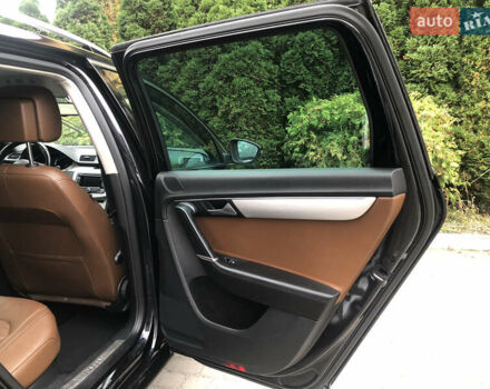 Чорний Фольксваген Пассат, об'ємом двигуна 2 л та пробігом 223 тис. км за 13990 $, фото 78 на Automoto.ua